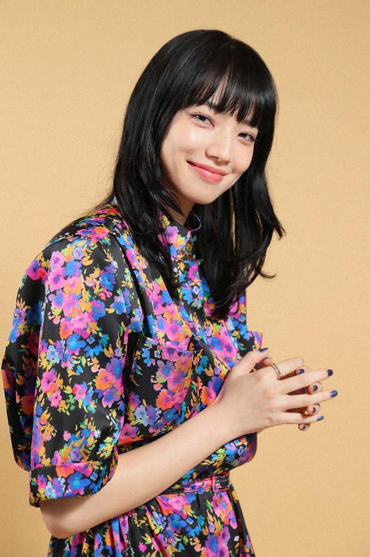 로와살롱 이미지