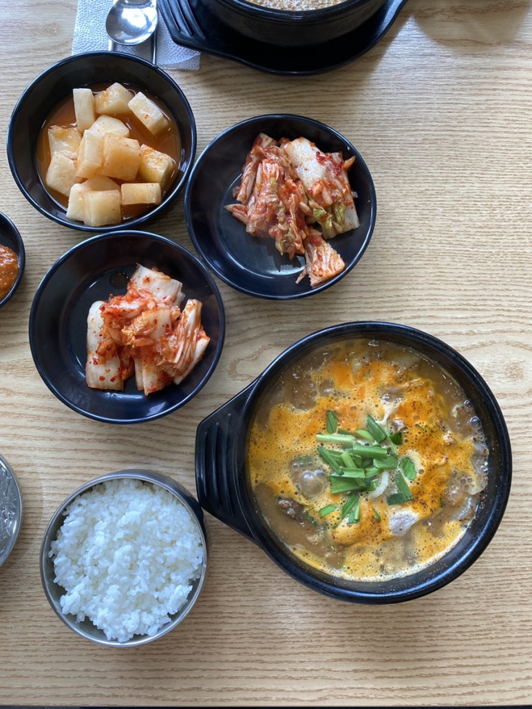 산방흑돼지순대영어교육도시점 이미지