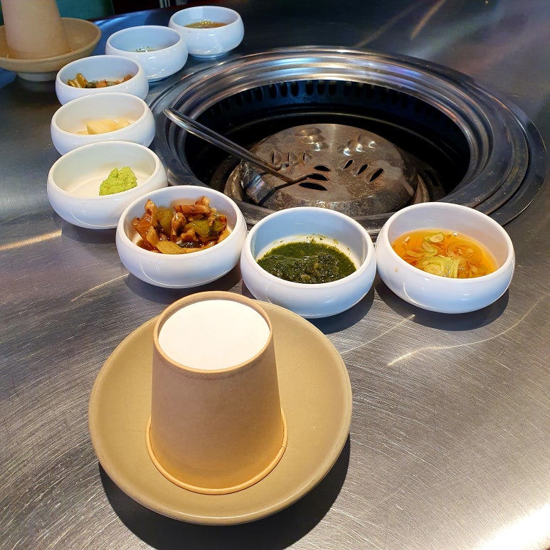 새청기와식당 이미지