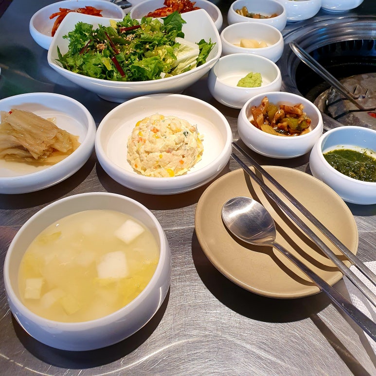 새청기와식당 이미지