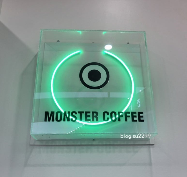 몬스터커피우현점 이미지