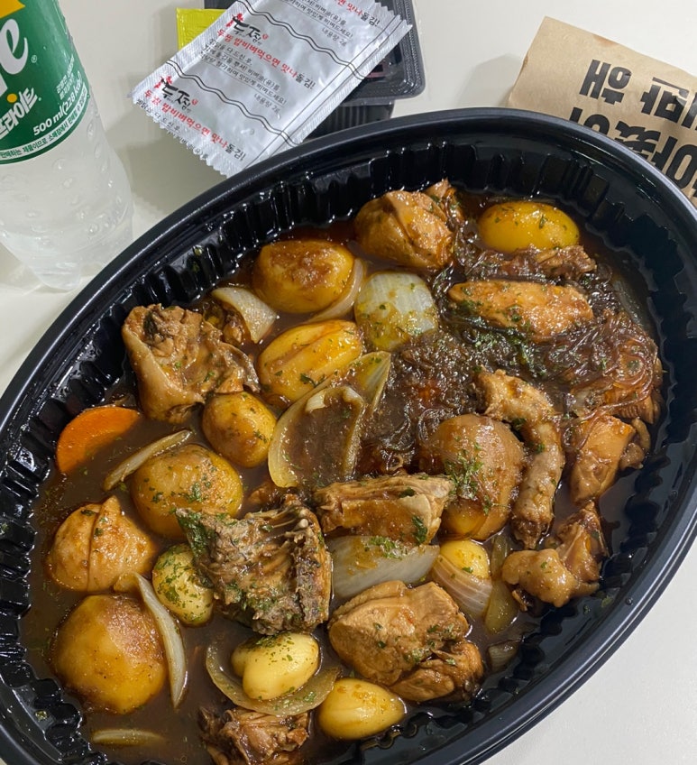 두마리찜닭두찜대전 이미지