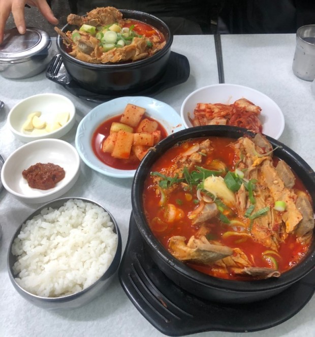 동원돼지집 이미지