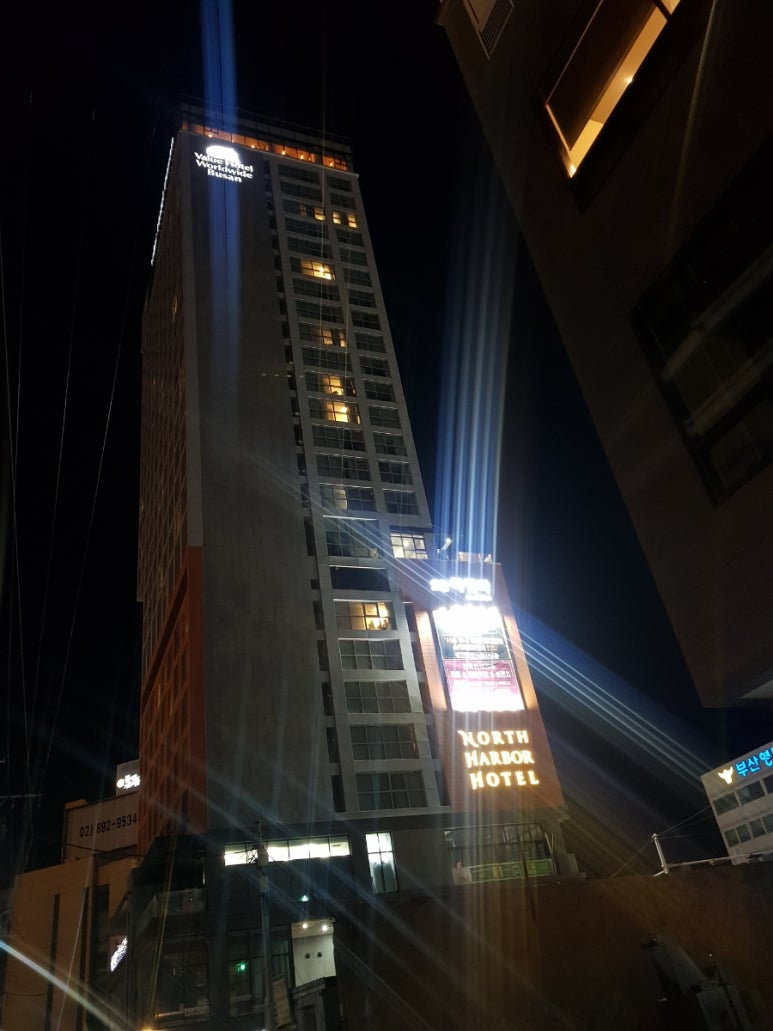 비비큐 부산아델라호텔점 이미지