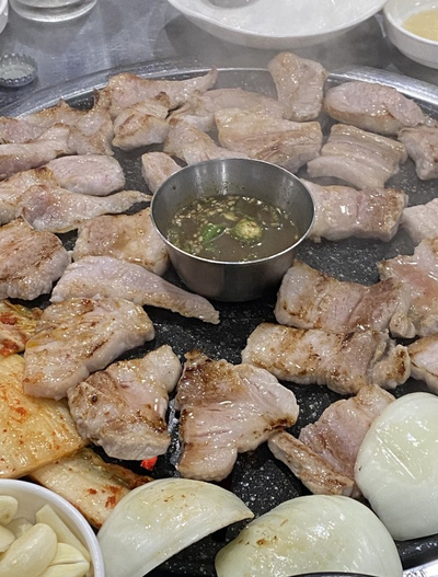 섹시한돼지 이미지