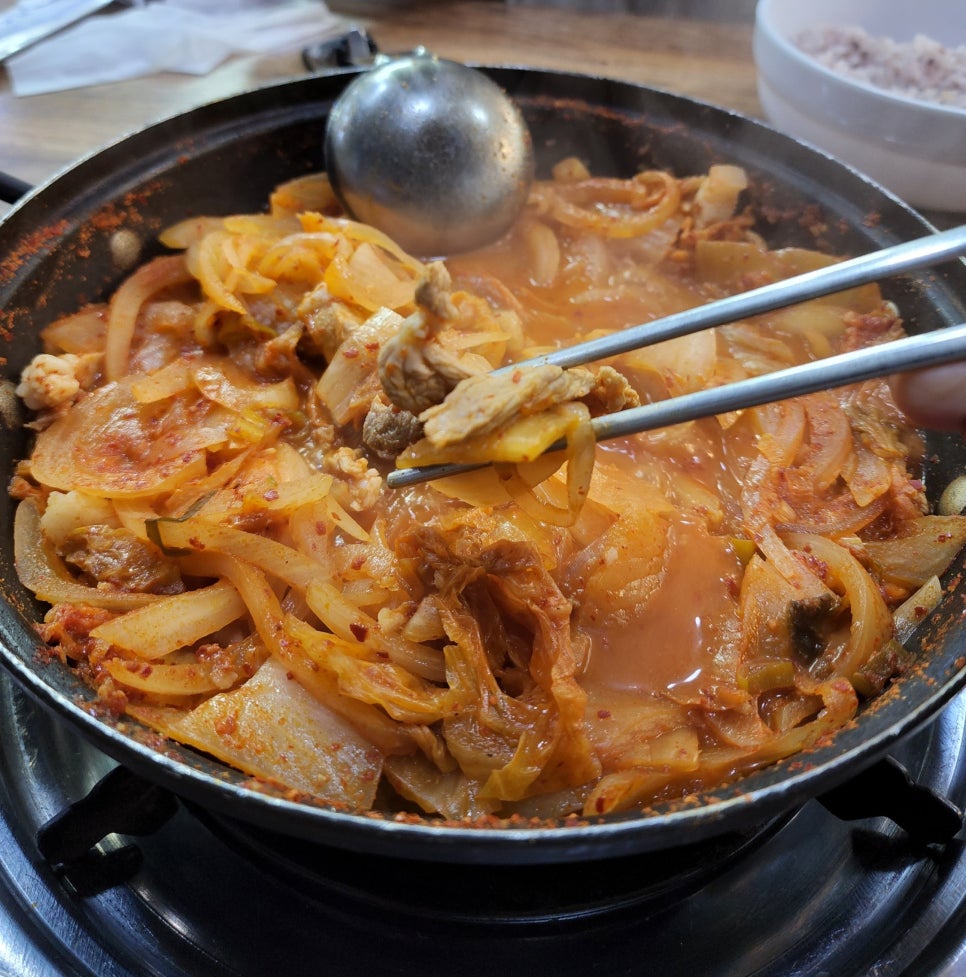 잔치마당통돼지볶음 이미지