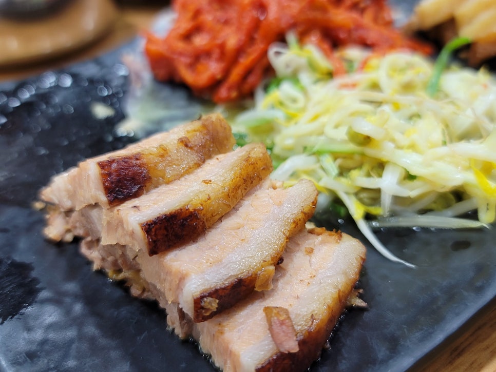 엄마국밥 이미지