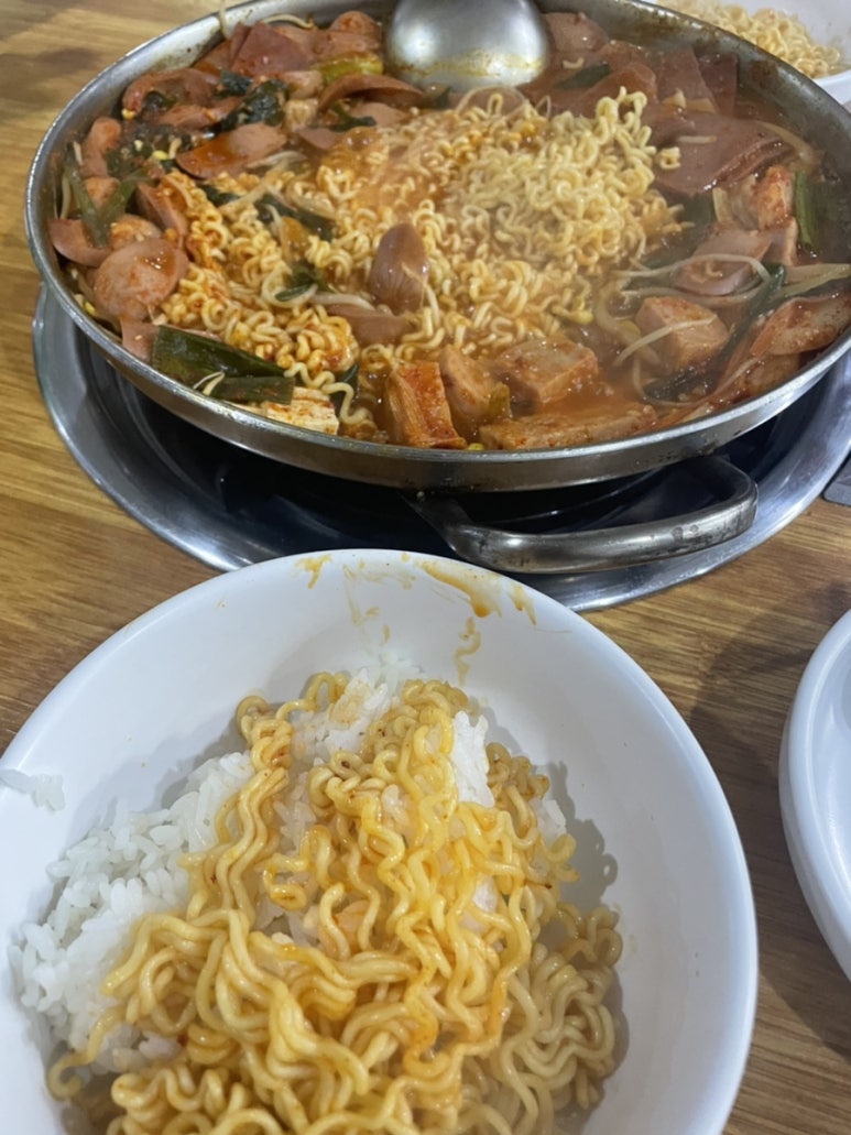 망원부자부대찌개 이미지