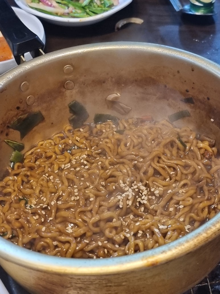 참숯돌이 이미지