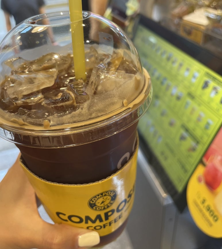 컴포즈커피이수총신대점 이미지