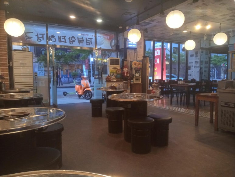 뚠뚠돼지김치찌개 이미지