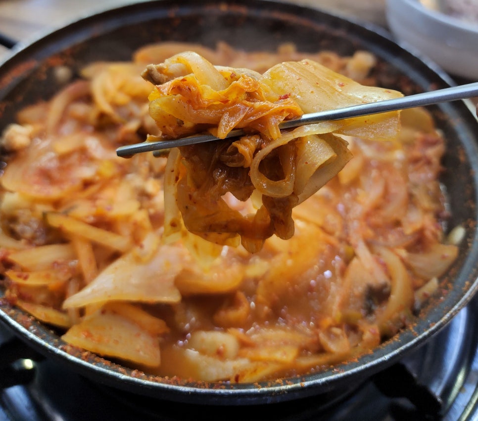 잔치마당통돼지볶음 이미지