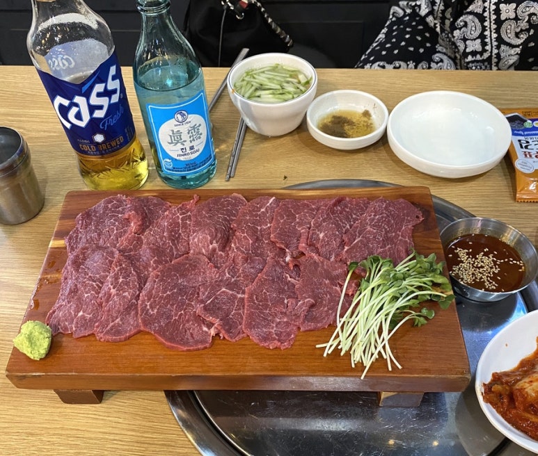 유쾌한뒷고기 이미지