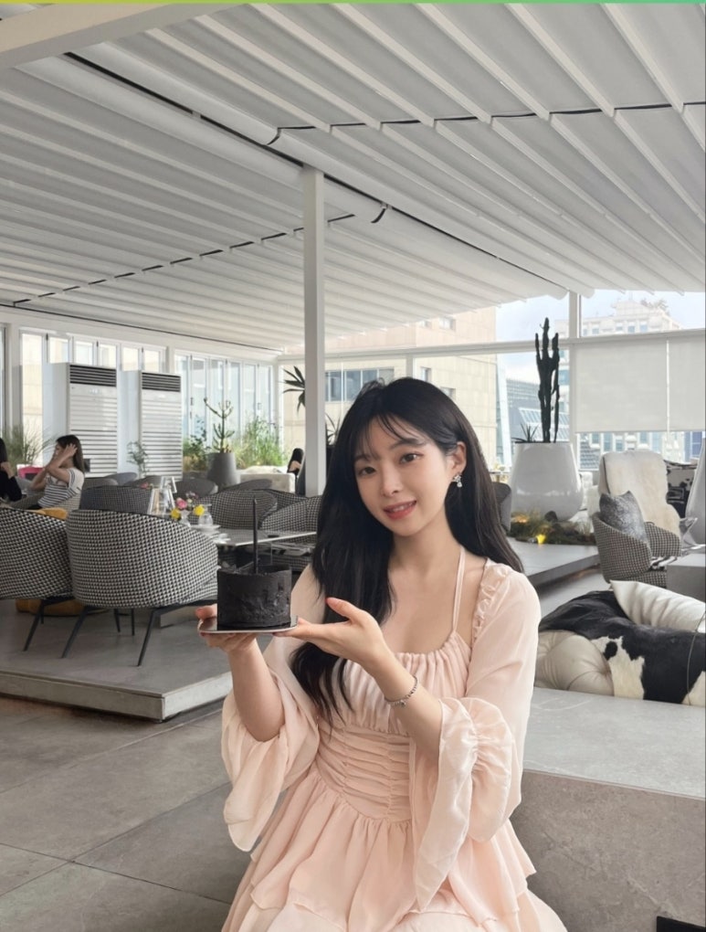 루미에르 붙임머리 홍대점 이미지