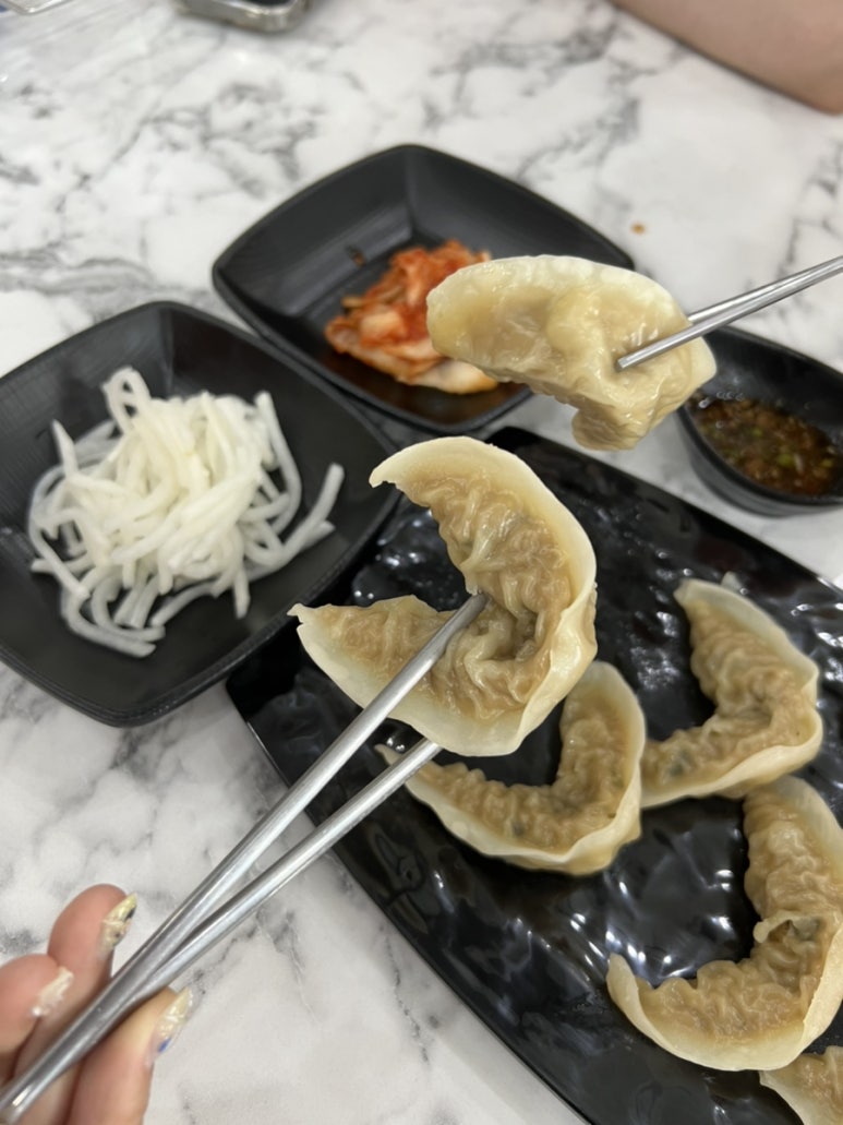 메밀꽃막국수 이미지