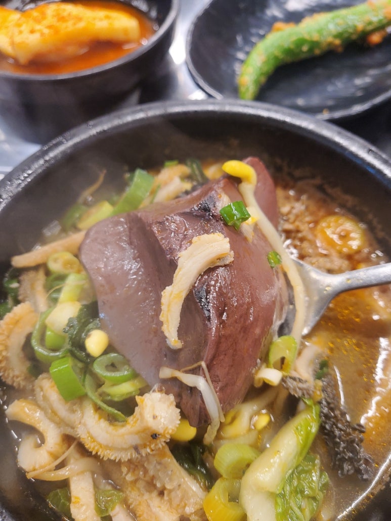 우렁찬명품한우정육점식당 이미지