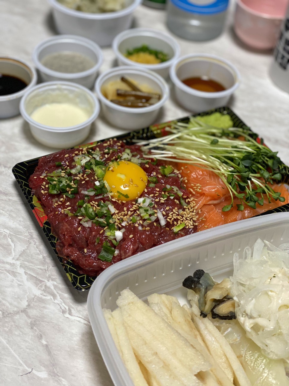 육회품은꼬막 이미지