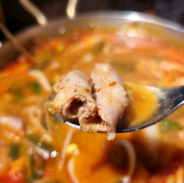 옥포윤식당 이미지