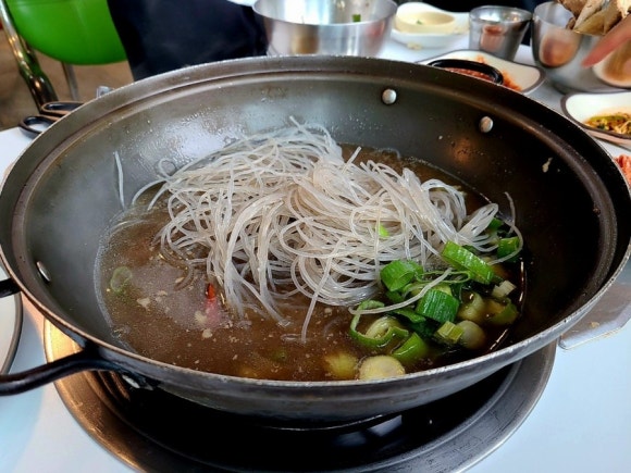 일능이약사갈비탕 이미지