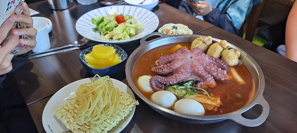 육전떡볶이 이미지