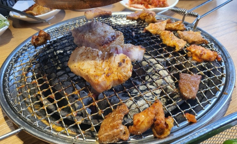 명륜진사갈비아라점 이미지