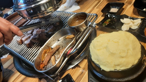 884숯불낭만돼지 이미지
