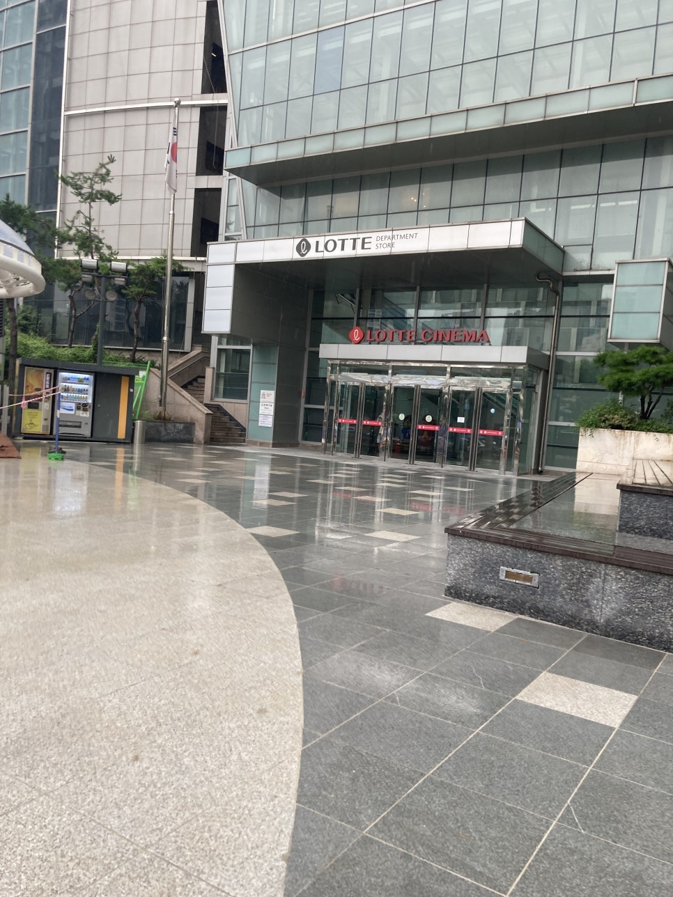 롯데시네마 영등포 2관 이미지