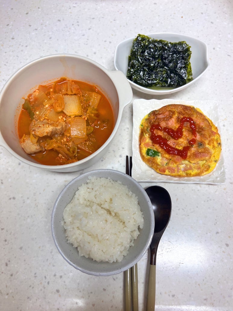 꼴통밥상 이미지