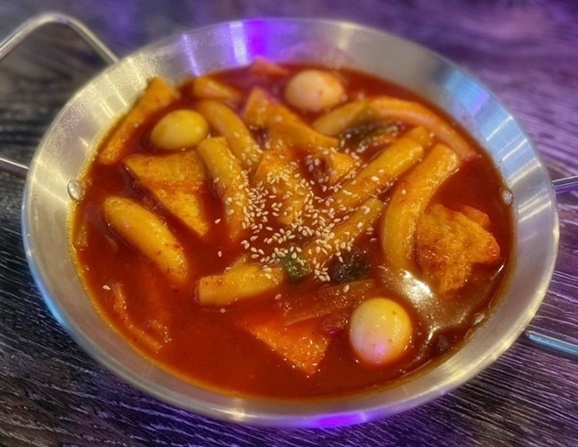 닭강정왕자떡볶이공주 이미지