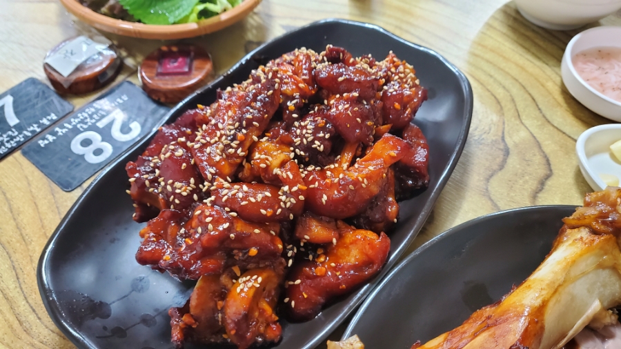 동원매운족발 이미지