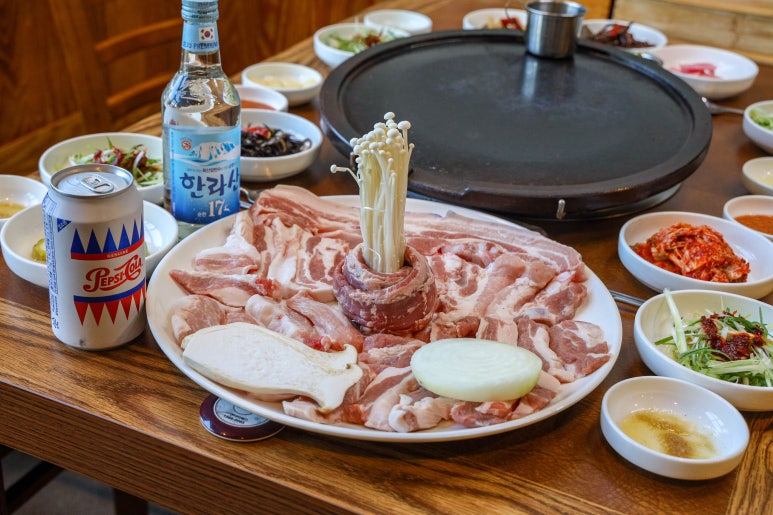 칠성골흑돼지 이미지