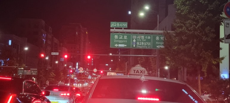 케이에프씨 홍익대매장 이미지