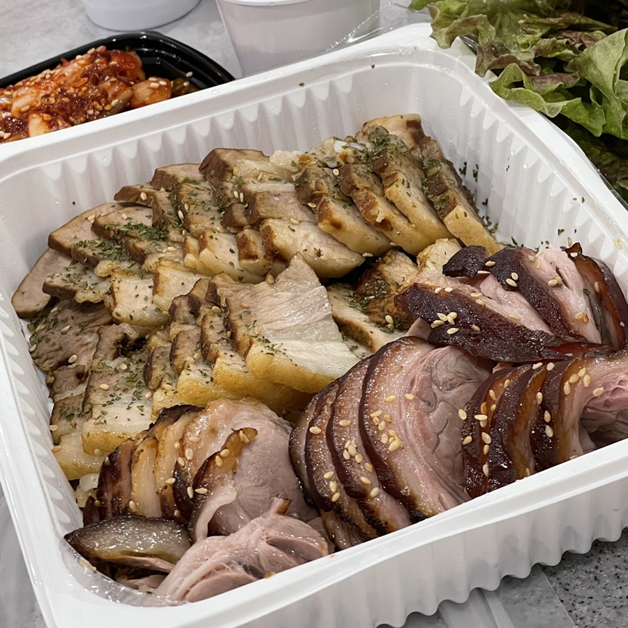 아빠가삶은족발 이미지