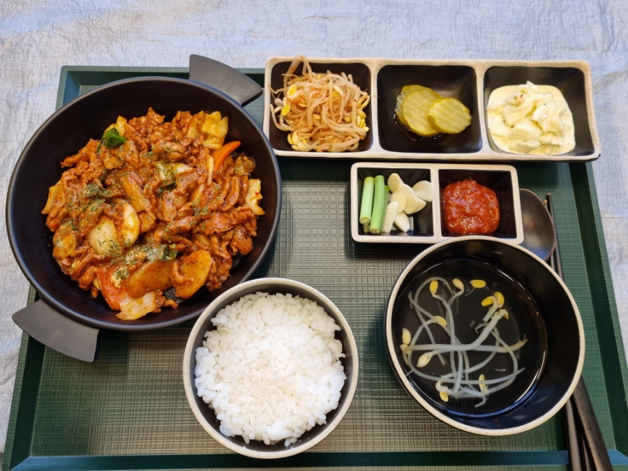 리태리제육 이미지