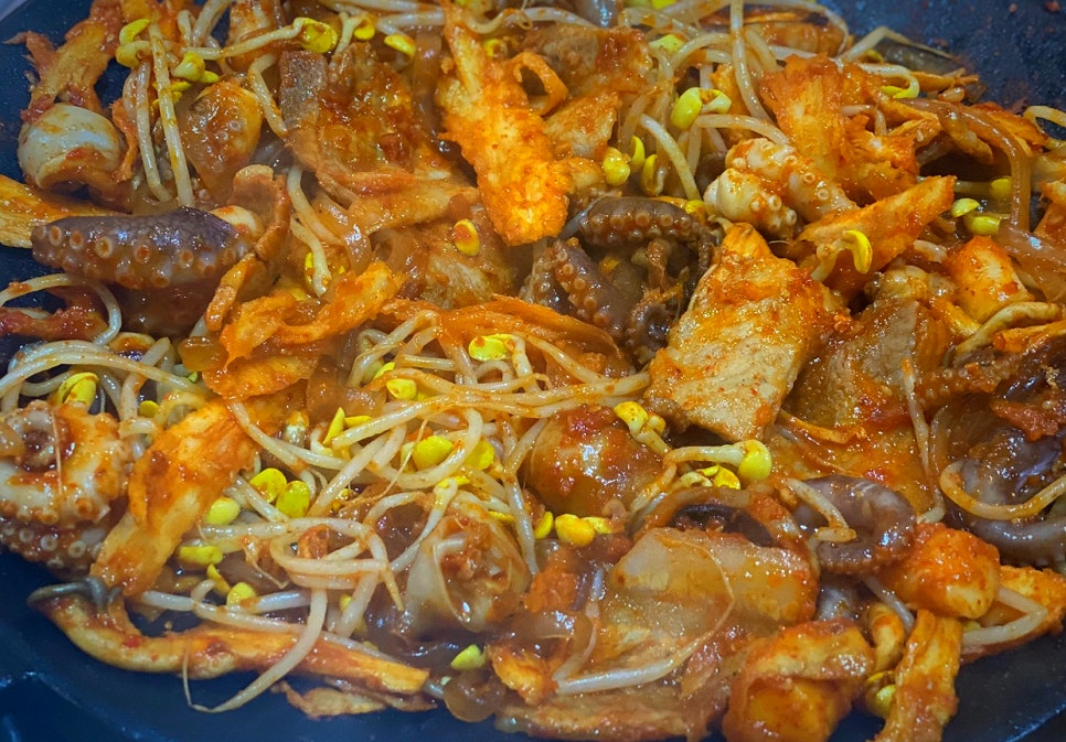 청평더덕쭈꾸미 이미지