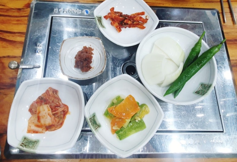 팔영산토종흑염소 이미지