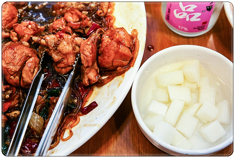 구구안동찜닭 이미지