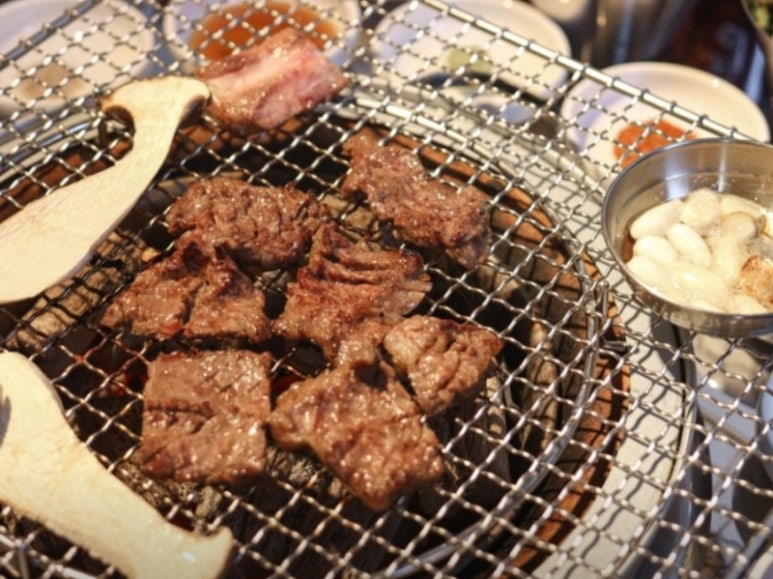 부자숯불갈비 이미지