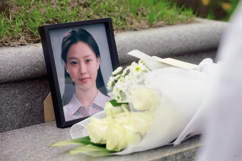 오월의선택 이미지