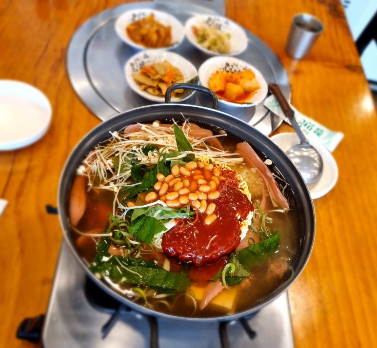 마포돼지갈비부대찌개 이미지