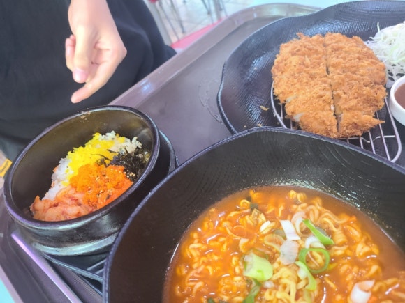명동생돈가스 이미지
