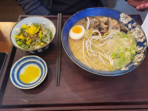 우마이라멘&돈카츠 이미지