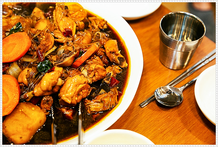 구구안동찜닭 이미지