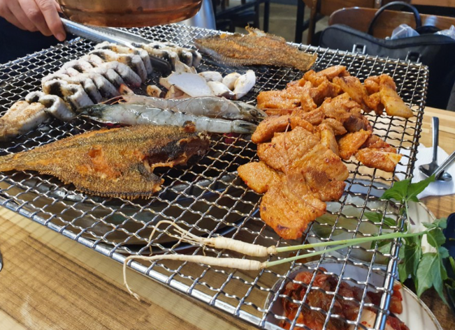 돼지숯불구이장어 이미지
