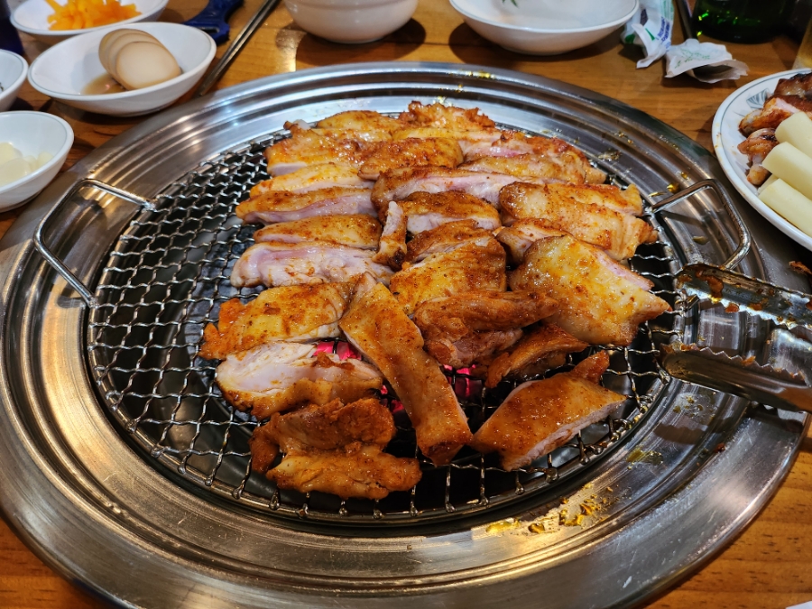 춘천골숯불닭갈비 이미지