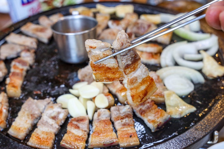 칠성골흑돼지 이미지