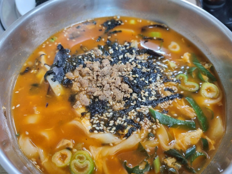 까치칼국수 이미지