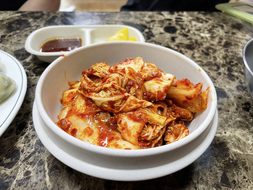 장모님칼국수.김치 이미지