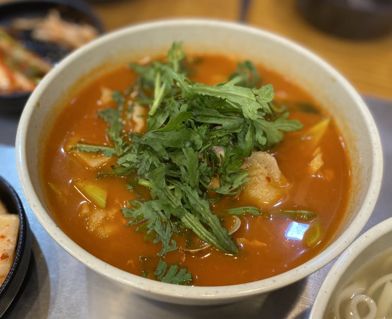 모이세칼국수 이미지