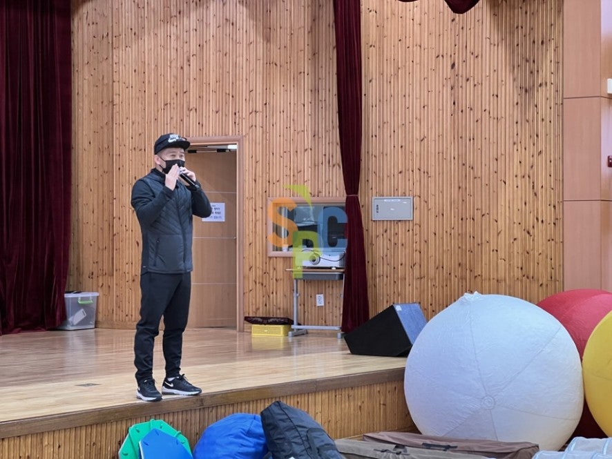 소풍커뮤니케이션 이미지